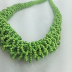 Womens Fashion Jewelry Green Beaded Loop Connector Adjustable Necklace
